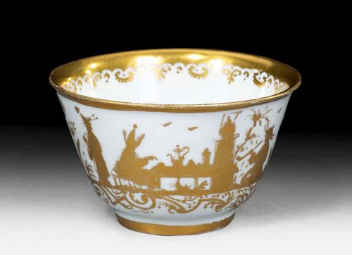 SMALL CUP WITH ENGRAVED CHINESE FIGURES IN GOLD, Meissen, circa 1725.From the workshop of Abraham Seuter decorated in gold with dignitaries performing the tea ceremony. With bird on the inside. No mark, potter's mark X for Rehschuh. Minor rubbing. Provenance: from a private collection, Solothurn..