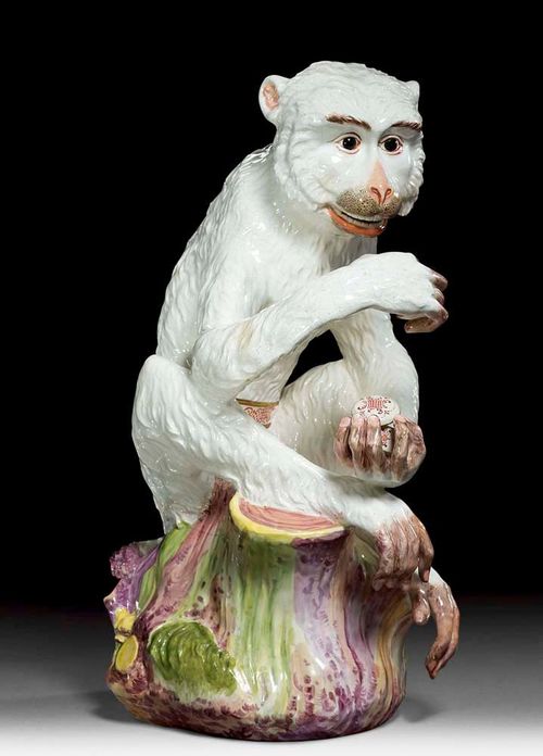 MONKEY WITH SNUFF BOX, Paris, Samson, 2nd half of the 19th century. After a Meissen model from 1730, attributed to Johann Gottlieb Kirchner. No mark. H 45.8cm.