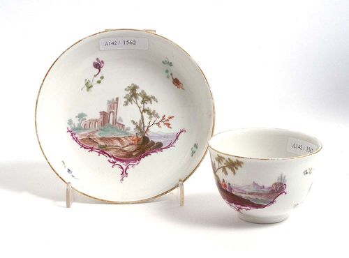 TASSE UND UNTERTASSE, Frankenthal, um 1775.