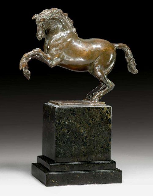 FANELLI, F., attributed to (Francesco Fanelli, active 1608-1665) , Italy circa 1660. Burnished bronze and black marble. H 26.5 cm.