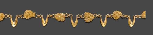 GOLD-NUGGETS-COLLIER.