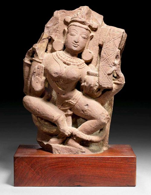 DANCING SARASVATI.Central India , 9th century. H 50 cm. Red sandstone.