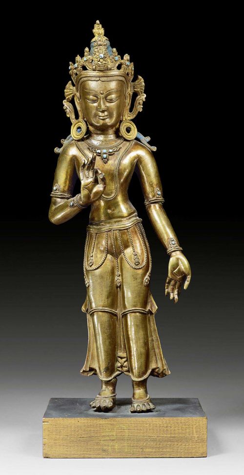 STEHENDER BODHISATTVA.