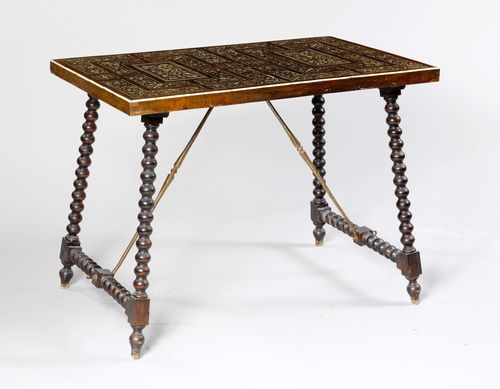 SMALL TABLE WITH INLAID LEAF, Renaissance style, Spain. Walnut and ivory, opulently inlaid with volutes, animals and grotesque figures in geometric reserves. Turned legs. 93x60x71 cm. Some losses, missing parts.