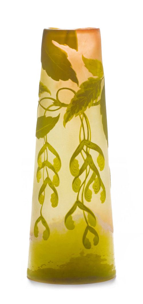 EMILE GALLE, VASE, circa 1904. White glass overlaid in white, yellow and green with etched decoration. Signed Gallé with star. H 29 cm.
