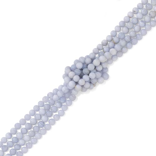 CHALCEDON-COLLIER MIT BRACELET, OHRHÄNGER UND RING.