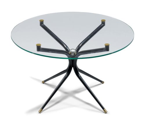 FRENCH ROUND PARLOUR TABLE, ca. 1950. Metal, black-patinated, and glass. D 66, H 40 cm.