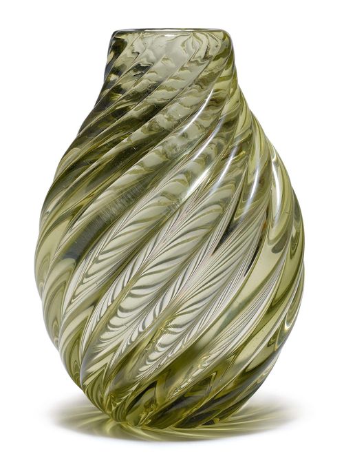 PAOLO VENINI (1895 - 1959) VASE, "Diamante" model, designed ca. 1935 for Venini. Transparent, yellow glass. H 20.5 cm. Bottom with etched signature: Venini Murano made in Italy. Produced between 1946 and 1965.