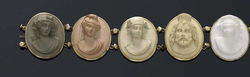 EIN PAAR LAVAKAMEE-BRACELETS, um 1860.