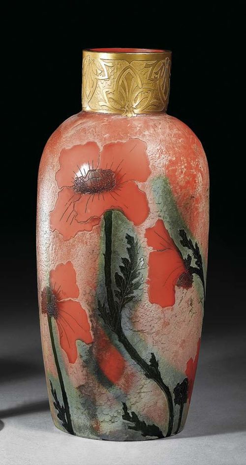 VASE Legras. Colourless glass decorated inside with green, overlay in red and etched with poppy decoration, the neck decorated with gold,  H. 44.5 cm.