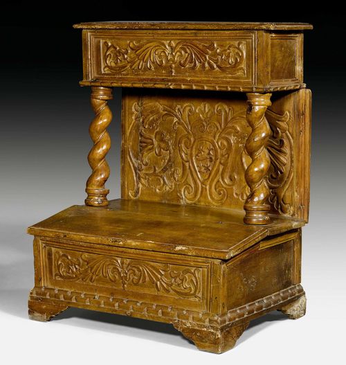 PRIE-DIEU,Renaissance, central Italy, circa 1650. Shaped walnut. Hinged top and kneeler. Some supplements. 78x58x98 cm.