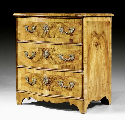 SMALL COMMODE,Baroque, Bern, circa 1750. Walnut and burlwood in veneer inlaid with reserves. Bronze mounts. Some restoration required. 76x49x82 cm.