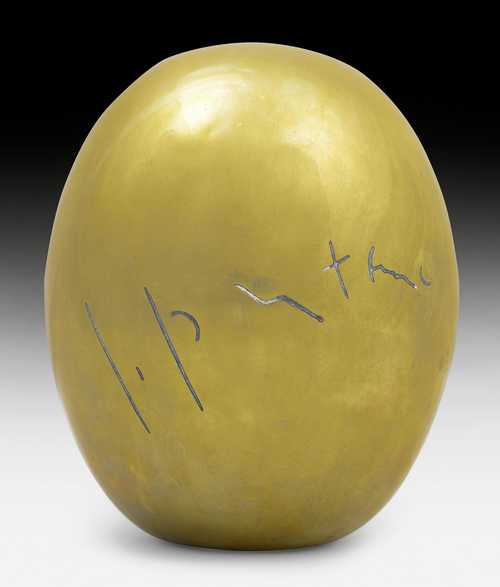 LUCIO FONTANA