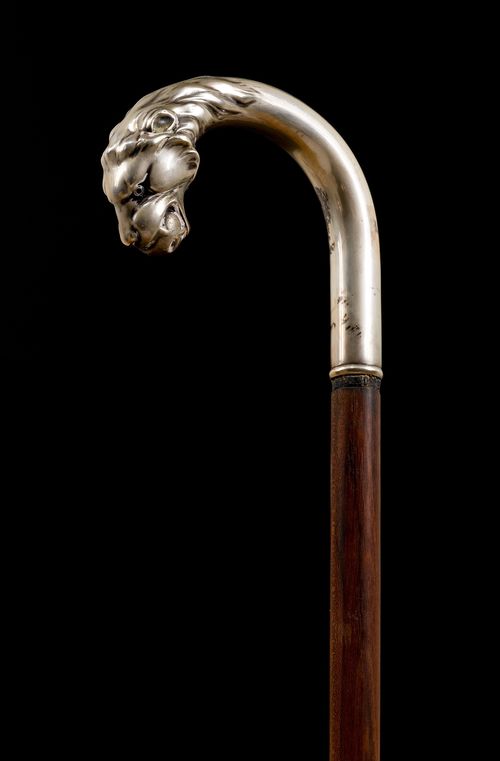 A WALKING STICK WITH LION HEAD,