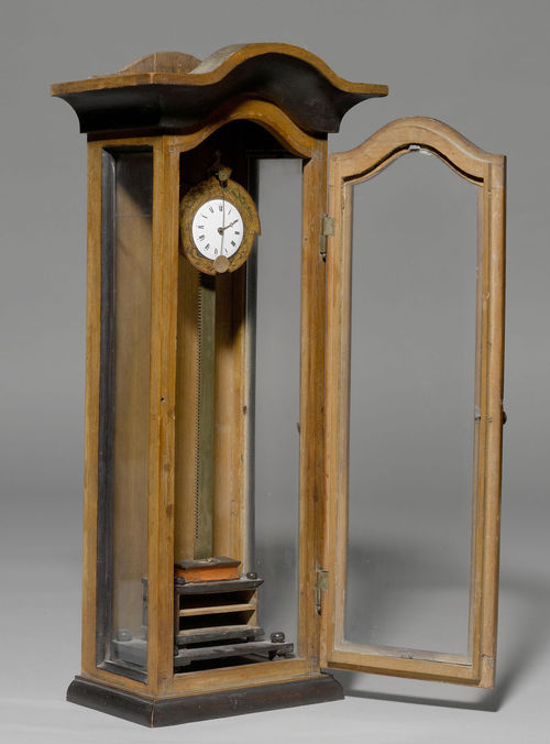 "SAW" CLOCK WITH SMALL FRONT PENDULUM,