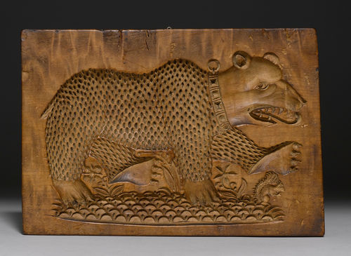 BAKING MOULD WITH DEPICTION OF A BEAR