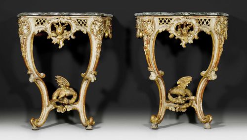 PAIR OF SMALL PAINTED CONSOLES "AU DRAGON", Louis XV, probably Munich, 18th century. Pierced and finely carved wood, polychrome painted and parcel gilt. "Vert de Mer" top. The marble top replaced. 65x37x85 cm.