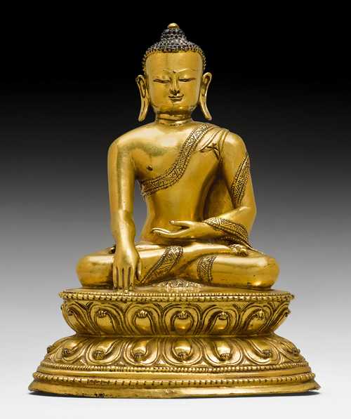 鎏金銅合金釋迦摩尼佛像。
