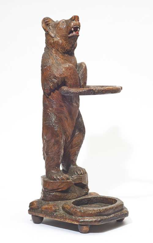 UMBRELLA STAND DESIGNED AS A BEAR,