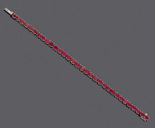 BURMA-RUBIN-BRACELET, um 1970.