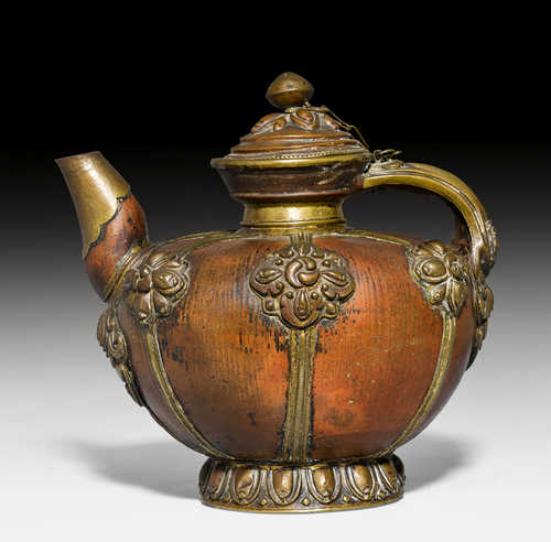 罕見的陶瓷茶壺。