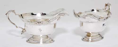 PAIR OF SAUCE BOATS,
