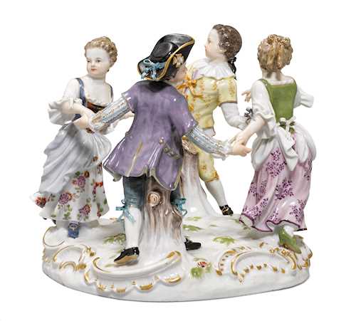 TANZENDE KINDERGRUPPE,