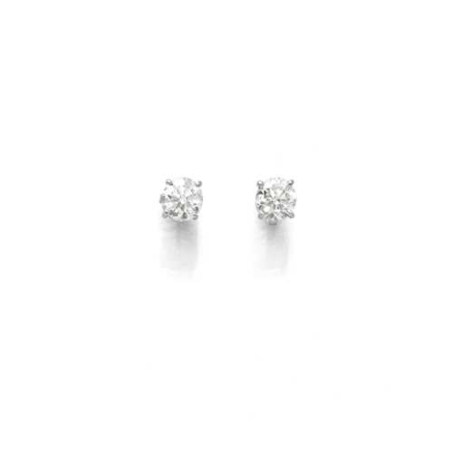 DIAMOND EARRINGS.