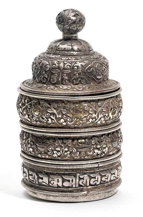 THREE-PART STACKING BOX.