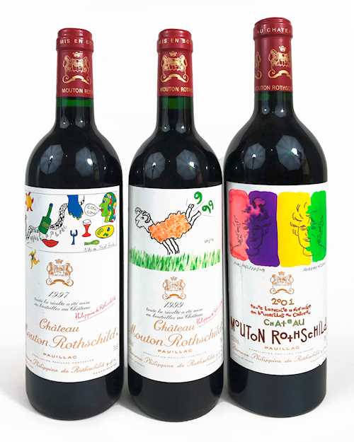 LOT VON 3 FLASCHEN: 1 Fl. Pauillac Ch. Mouton Rothschild 1er Grand Cru Classé 0.75 L 1997 ; 1 Fl. Pauillac Ch. Mouton Rothschild 1er Grand Cru Classé 0.75 L 1999; 1 Fl. Pauillac Ch. Mouton Rothschild 1er Grand Cru Classé 0.75 L 2001