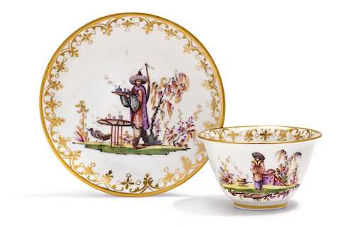 TEA BOWL AND SAUCER WITH CHINOISERIE DECORATION