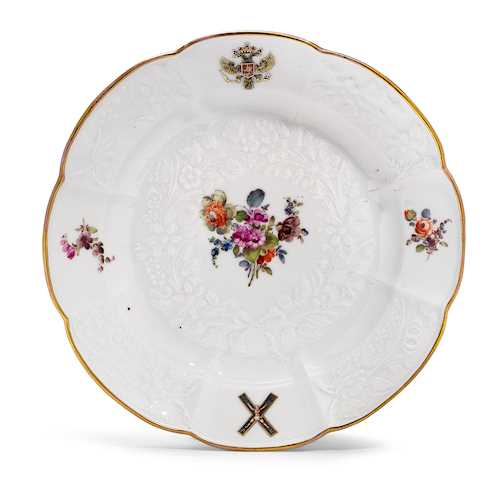 A PLATE FROM THE &#39;ST. ANDREAS&#39; SERVICE FOR TSARINA CATHERINE OF RUSSIA