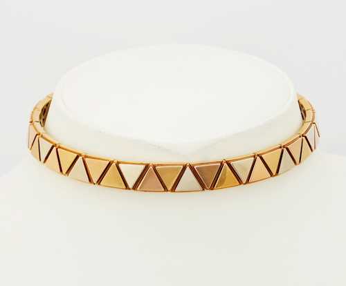 GOLD-HALSSPANGE, um 1970.