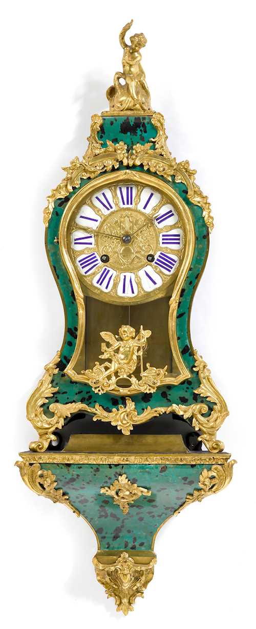 PENDULE AUF SOCKEL