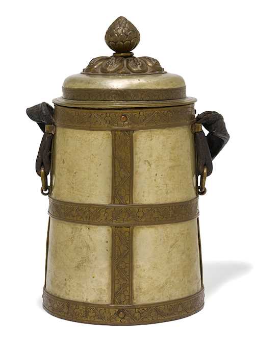 A FLASK FOR “CHANG”-BEER.