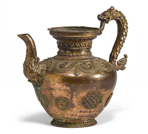 銅禮儀奶茶壺。