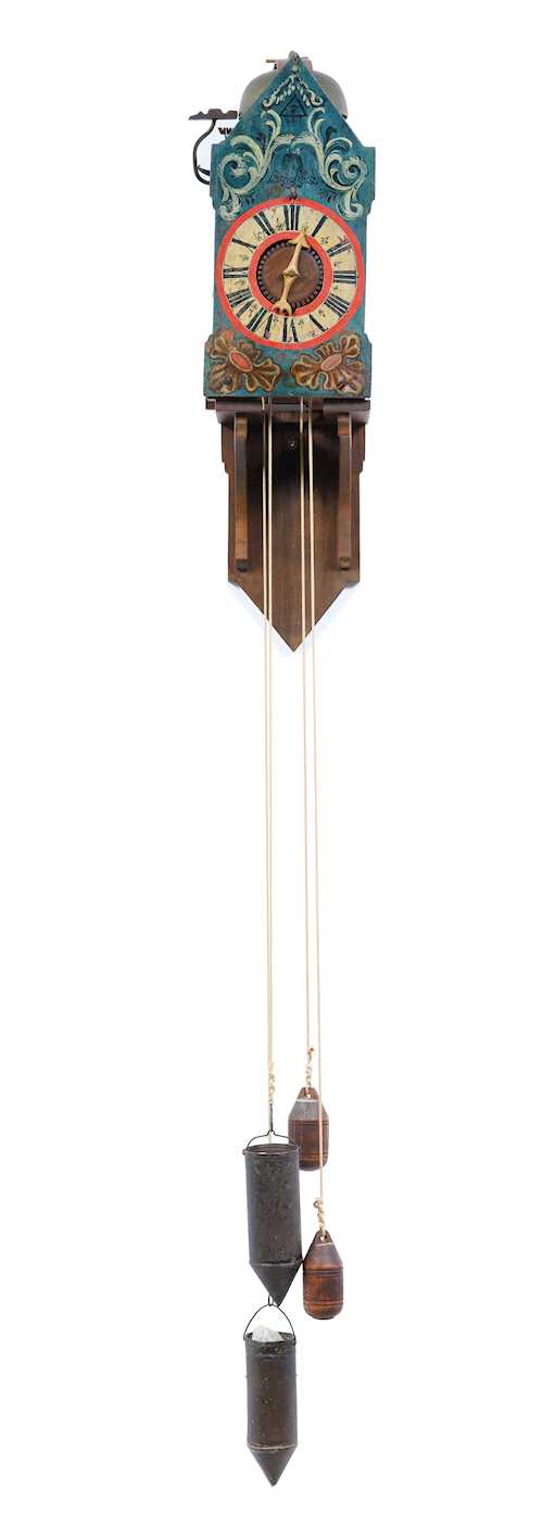 HOLZRÄDERUHR MIT WAAGUNRUH