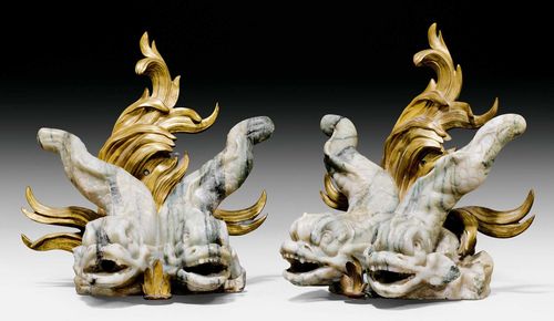 PAIR OF FOUNTAIN FIGURES "AUX DAUPHINS", Baroque, Italy, probably Rome, 17th/18th century. Green/gray marble and gilt bronze. H 31 cm. Provenance: private collection, Germany. With expertise from A. Ribolzi, Lugano/Monte Carlo, 1981.