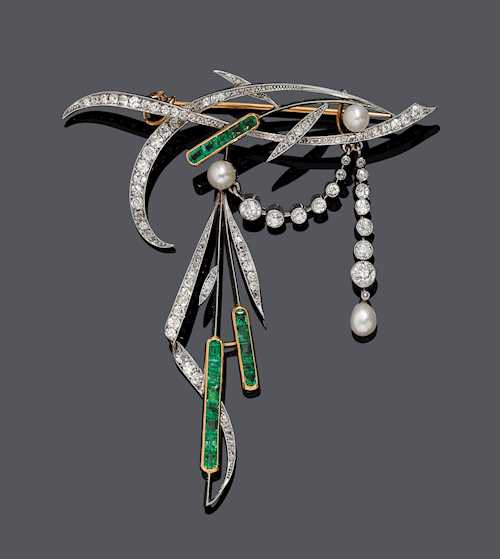PEARL, EMERALD AND DIAMOND BROOCH, ca. 1910.