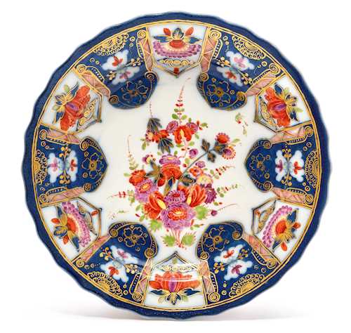 PLATE WITH IMARI DECORATION