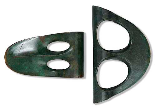 LOT VON ZWEI "FENSTERAXT"-KÖPFEN