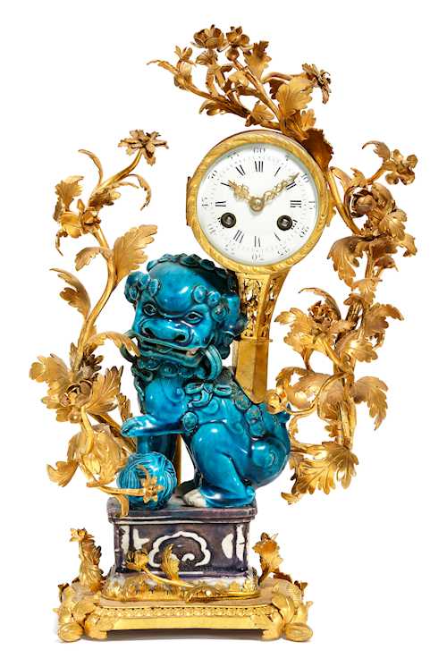 KAMINPENDULE MIT FÔ-HUND