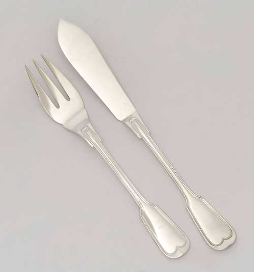 FISH CUTLERY SERVICE FOR 12 PERSONS