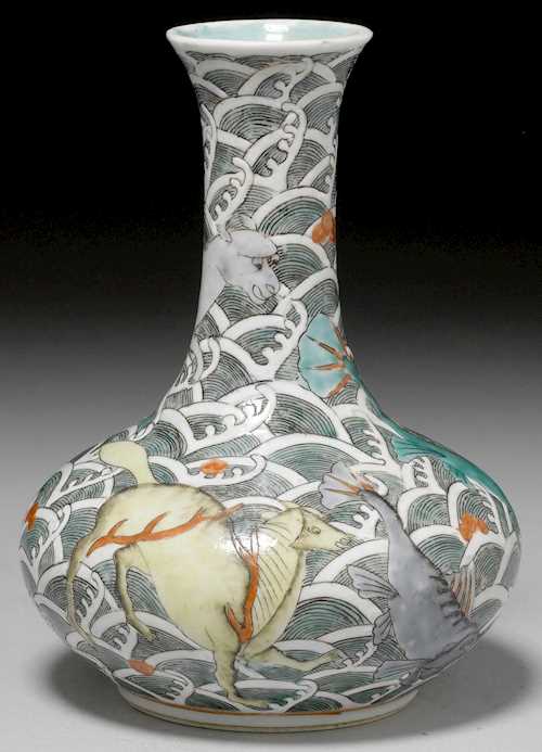 A SMALL FAMILLE VERTE-VASE.