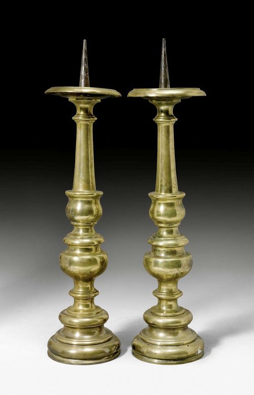 PAIR OF LARGE CANDLEHOLDERS , early Baroque, France, 17th century. Bronze.. H 86 cm. Provenance: from a French collection.