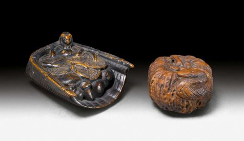 TWO WOODEN NETSUKE: A MOUSE NIBBLING AT MUSHROOMS AND A SNAKE IN A PUMKIN. Japan, 19th c. Length 3.7 and 5 cm.