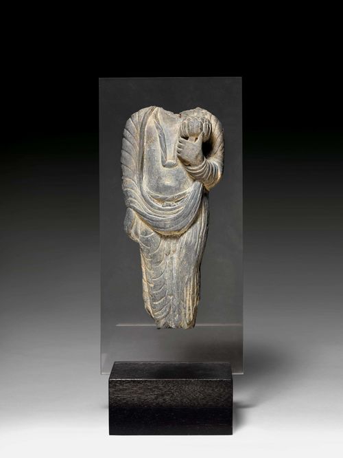 TORSO EINES BODHISATTVA MIT LOTOS.