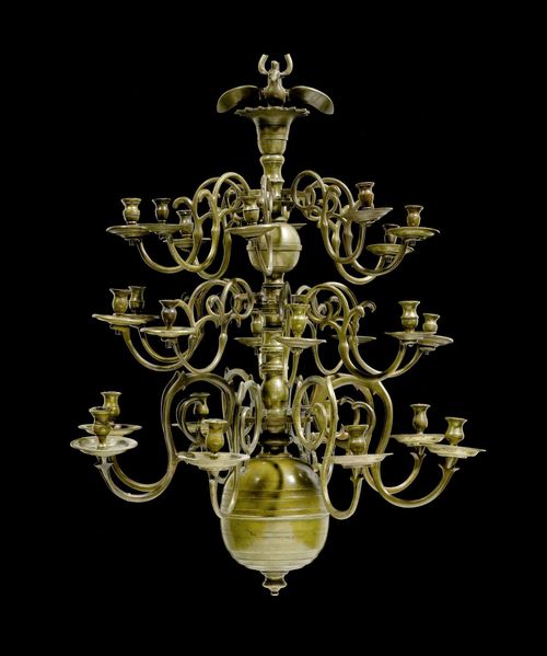 CHANDELIER, Baroque, The Netherlands ca. 1700. Bronze. With 24 light branches on 3 levels. 1 light branch repaired. H 99 cm. Provenance: from a Swiss collection.