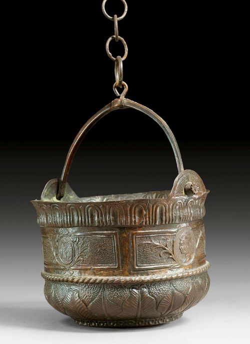 SMALL CALDRON WITH THE SFORZA COAT OF ARMS,Renaissance, Lombardy circa 1500. Chased copper. 2 cracks. H 13 cm, D 17 cm. Provenance: - From a noble collection, Italy. - From a Swiss Ambassador's collection. - Swiss private collection.