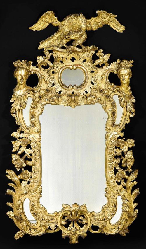IMPORTANT MIRROR "A L'AIGLE", late Louis XV, probably Ireland, 18th/19th century. Pierced and exceptionally finely carved gilt wood. H 195 cm, W 128 cm.